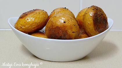 Héjában sült krumpli 