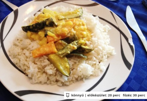 Zöldség curry párolt rizzsel