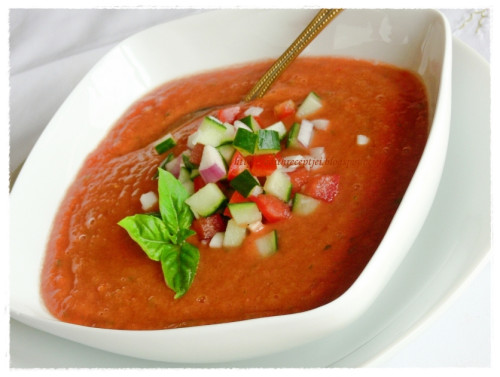 Sopa de gazpacho / Hideg zöldségleves