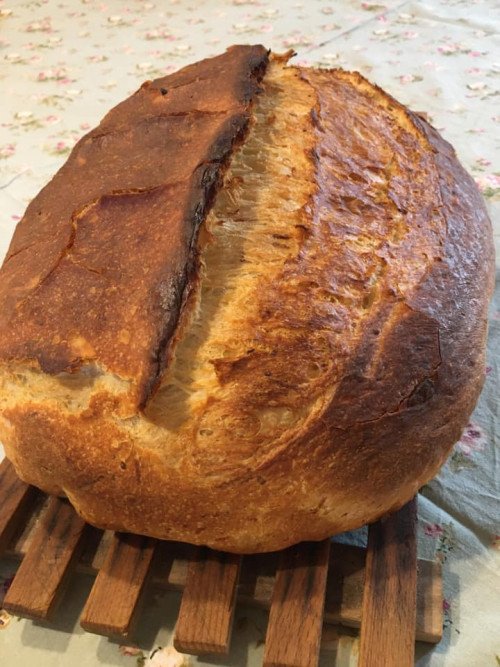 Burgonyás kenyér (előtésztás, kevés élesztő)