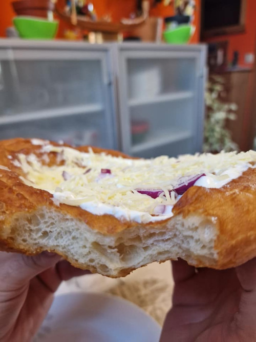 Burgonyás kefíres lángos (Gábor a pék)