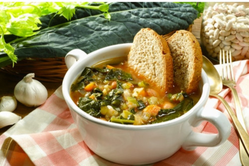 Ribollita, toszkán zöldségleves